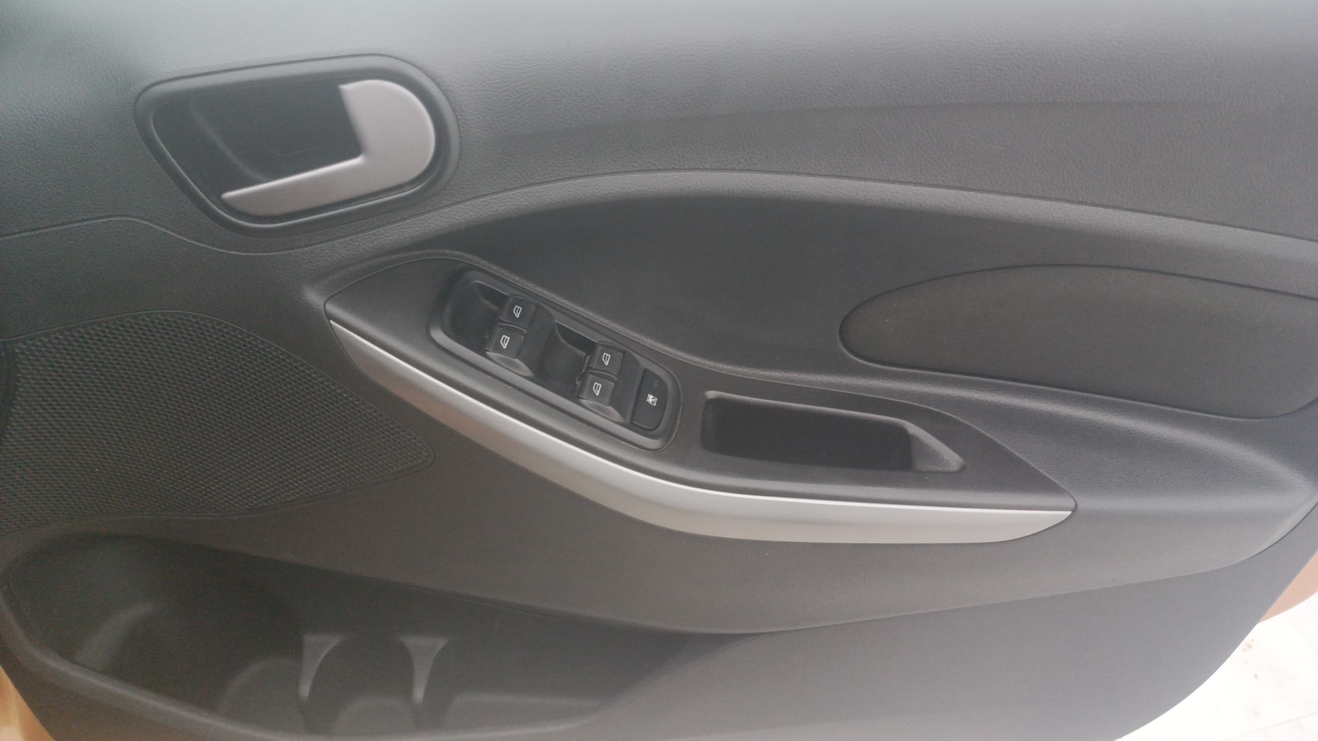 View 2016 Ford Figo Aspire 1.2P Ambiente MT BS IV Image 32 Used 2016 Ford Figo Aspire 1.2P Ambiente MT BS IV Image 32