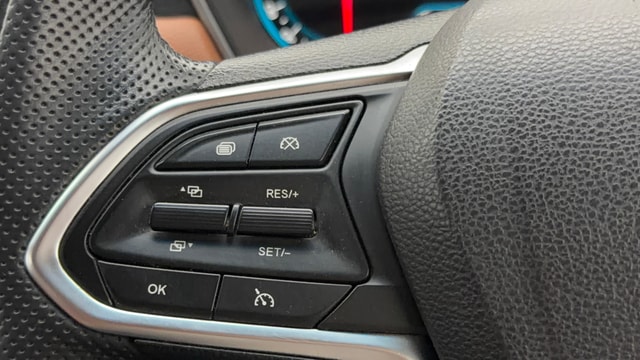 View MG Hector Plus Image 3 Used MG Hector Plus Image 3