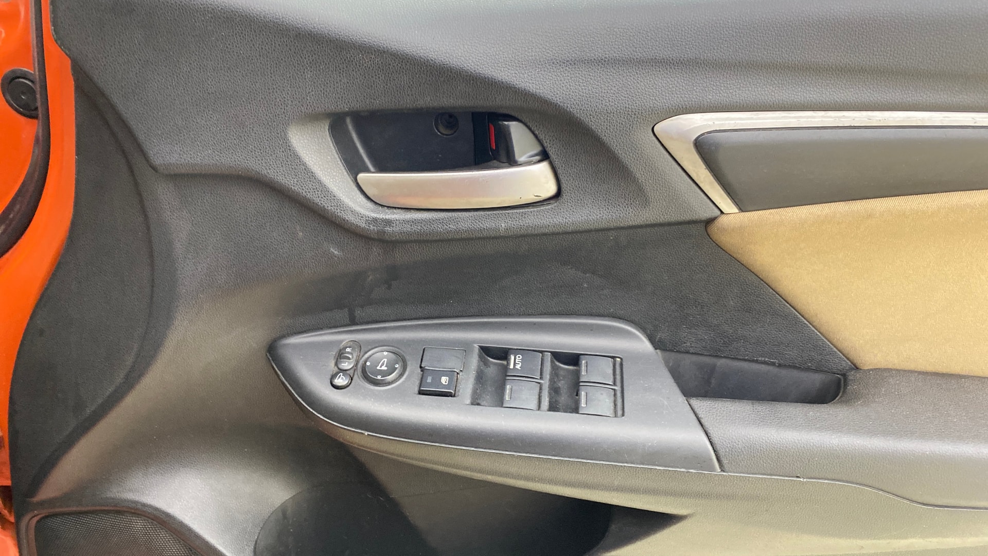 View 2015 Honda Jazz E MT Diesel Image 33 Used 2015 Honda Jazz E MT Diesel Image 33