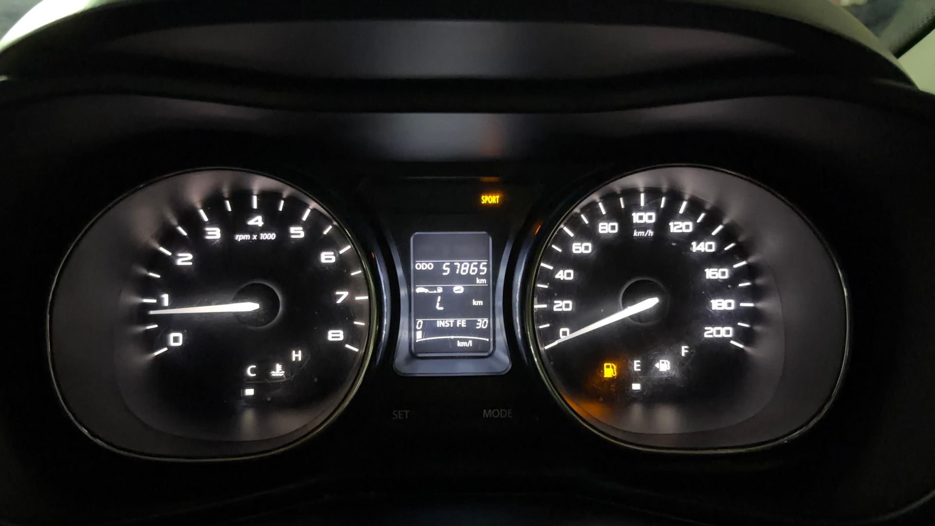 View 2018 Tata Nexon Revotron XE Image 35 Used 2018 Tata Nexon Revotron XE Image 35