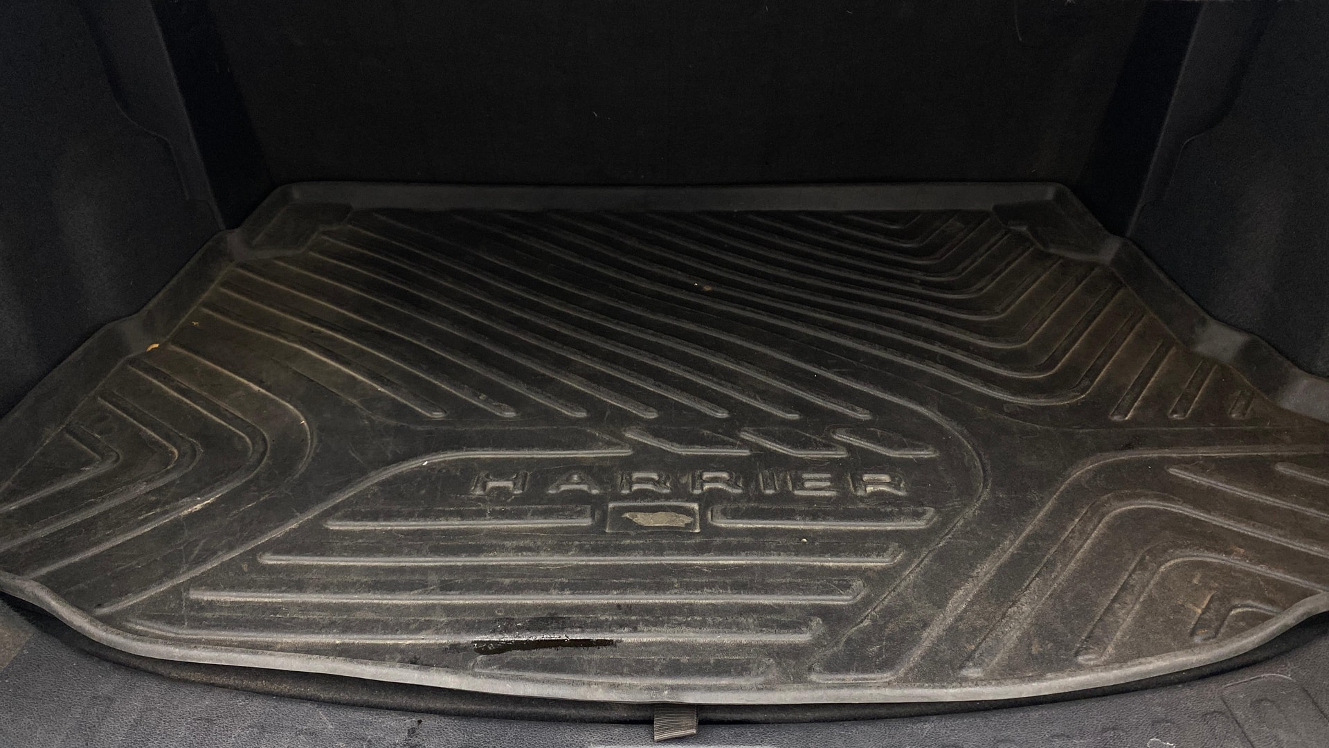 View 2021 Tata Harrier XE Image 11 Used 2021 Tata Harrier XE Image 11