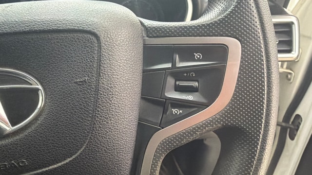 View Tata Harrier Image 3 Used Tata Harrier Image 3