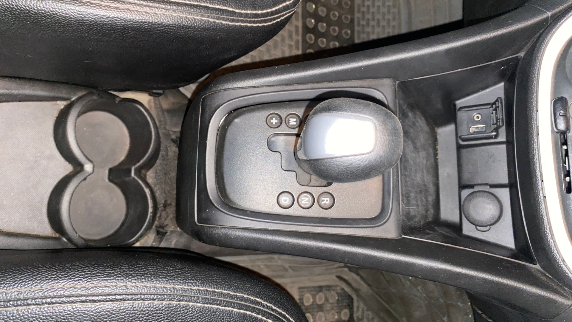 View 2019 Maruti Suzuki 1000 Base Variant Image 37 Used 2019 Maruti Suzuki 1000 Base Variant Image 37