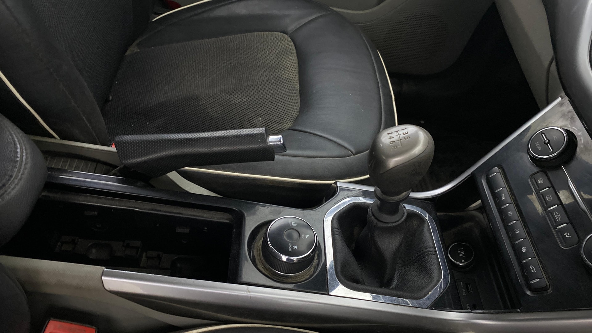 View 2019 Tata Nexon XZ Plus Diesel Image 39 Used 2019 Tata Nexon XZ Plus Diesel Image 39