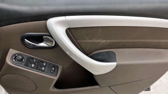 View Renault Duster Image 33 Used Renault Duster Image 33