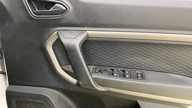 View Renault Kiger Image 34 Used Renault Kiger Image 34