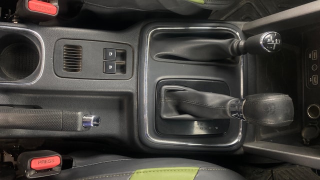 View Mahindra Thar Image 39 Used Mahindra Thar Image 39
