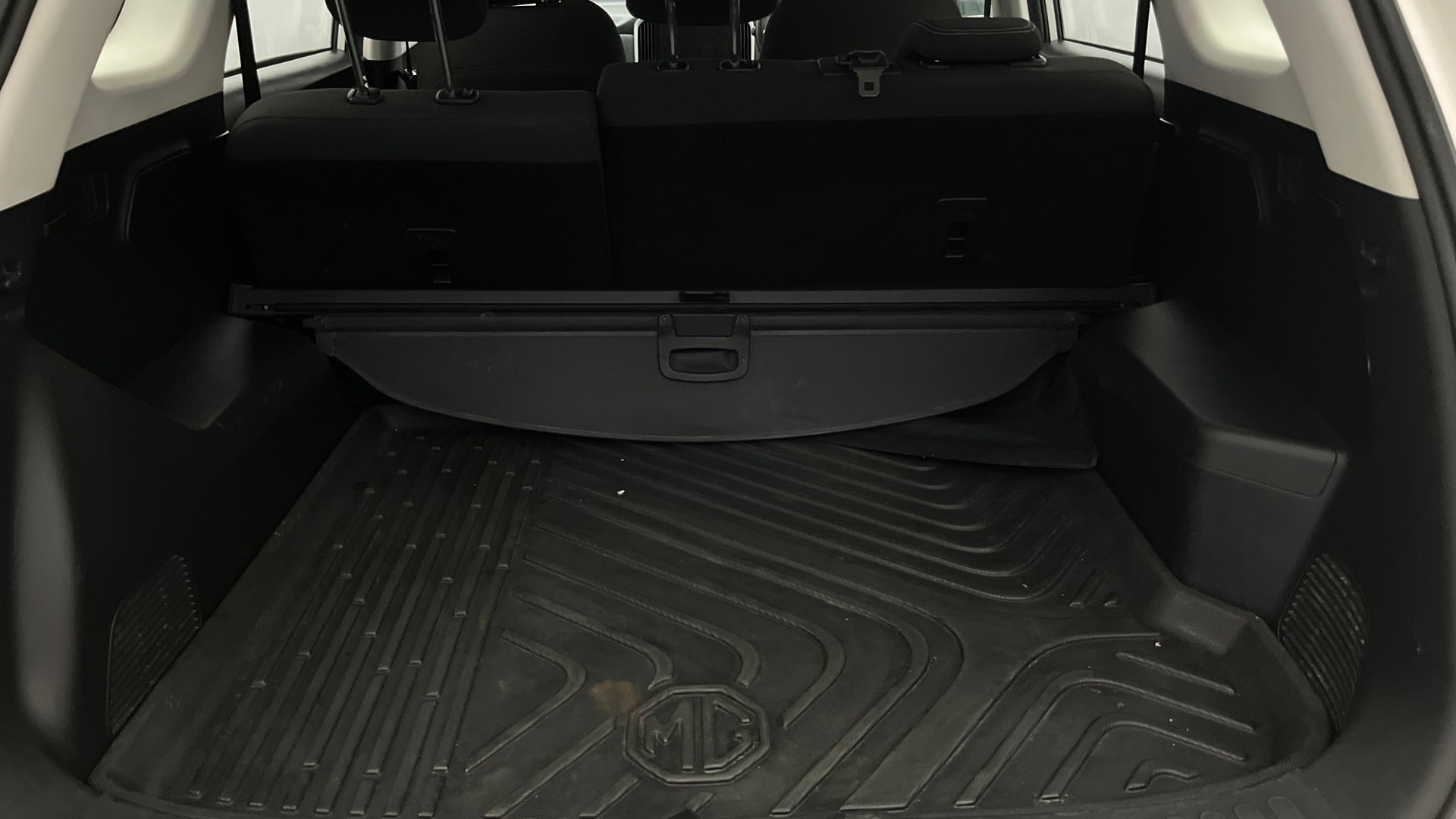 View 2020 MG Hector Super Petrol BS IV Image 11 Used 2020 MG Hector Super Petrol BS IV Image 11