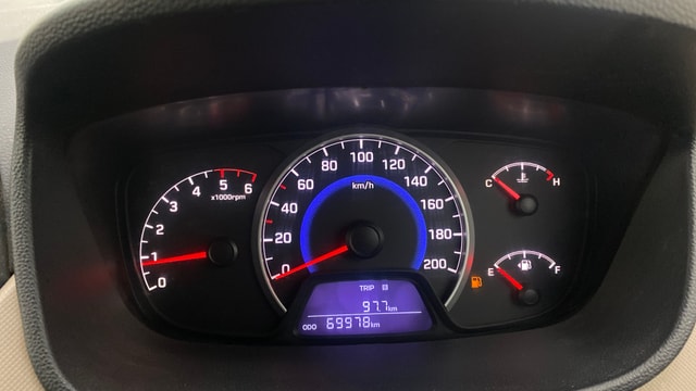 View Hyundai Grand i10 Image 33 Used Hyundai Grand i10 Image 33