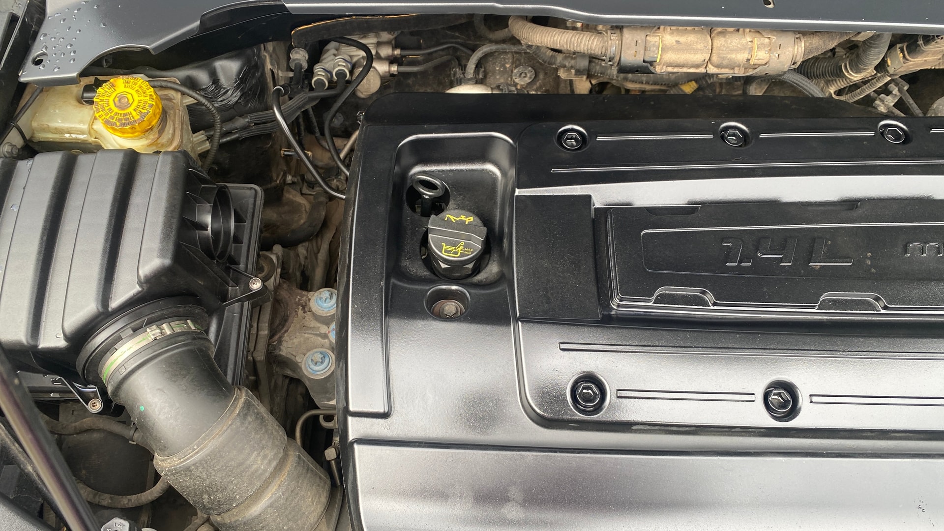 View 2018 Jeep Compass Limited 1.4 Multi AIR Petrol DDCT AT BS IV Image 3 Used 2018 Jeep Compass Limited 1.4 Multi AIR Petrol DDCT AT BS IV Image 3