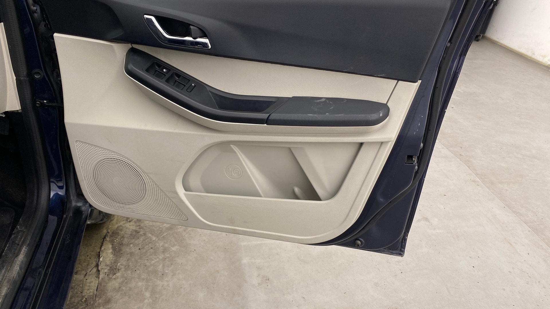 View 2022 Tata Tiago Revotorq XB Image 33 Used 2022 Tata Tiago Revotorq XB Image 33