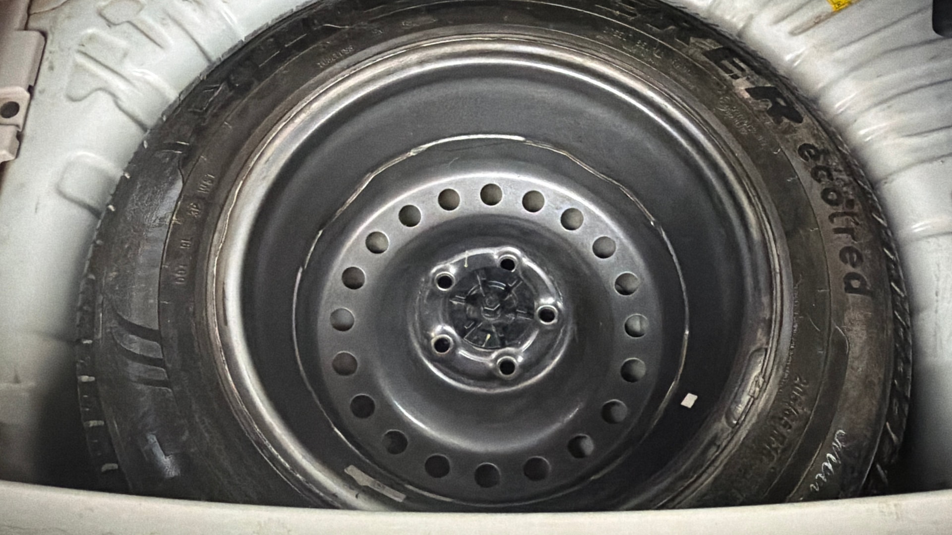 Used 2022 Mahindra XUV300 Used 2022 Mahindra XUV300