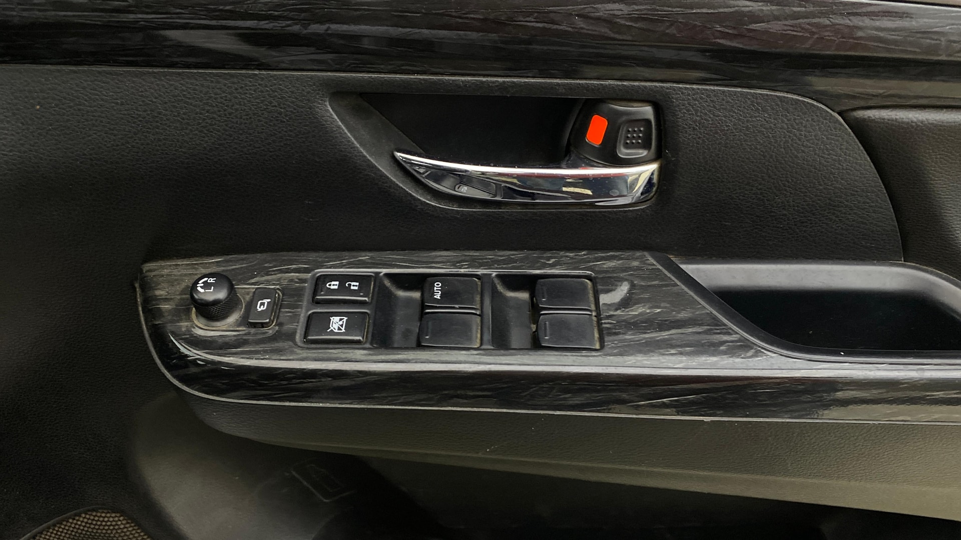View 2022 Maruti Suzuki 1000 Base Variant Image 35 Used 2022 Maruti Suzuki 1000 Base Variant Image 35