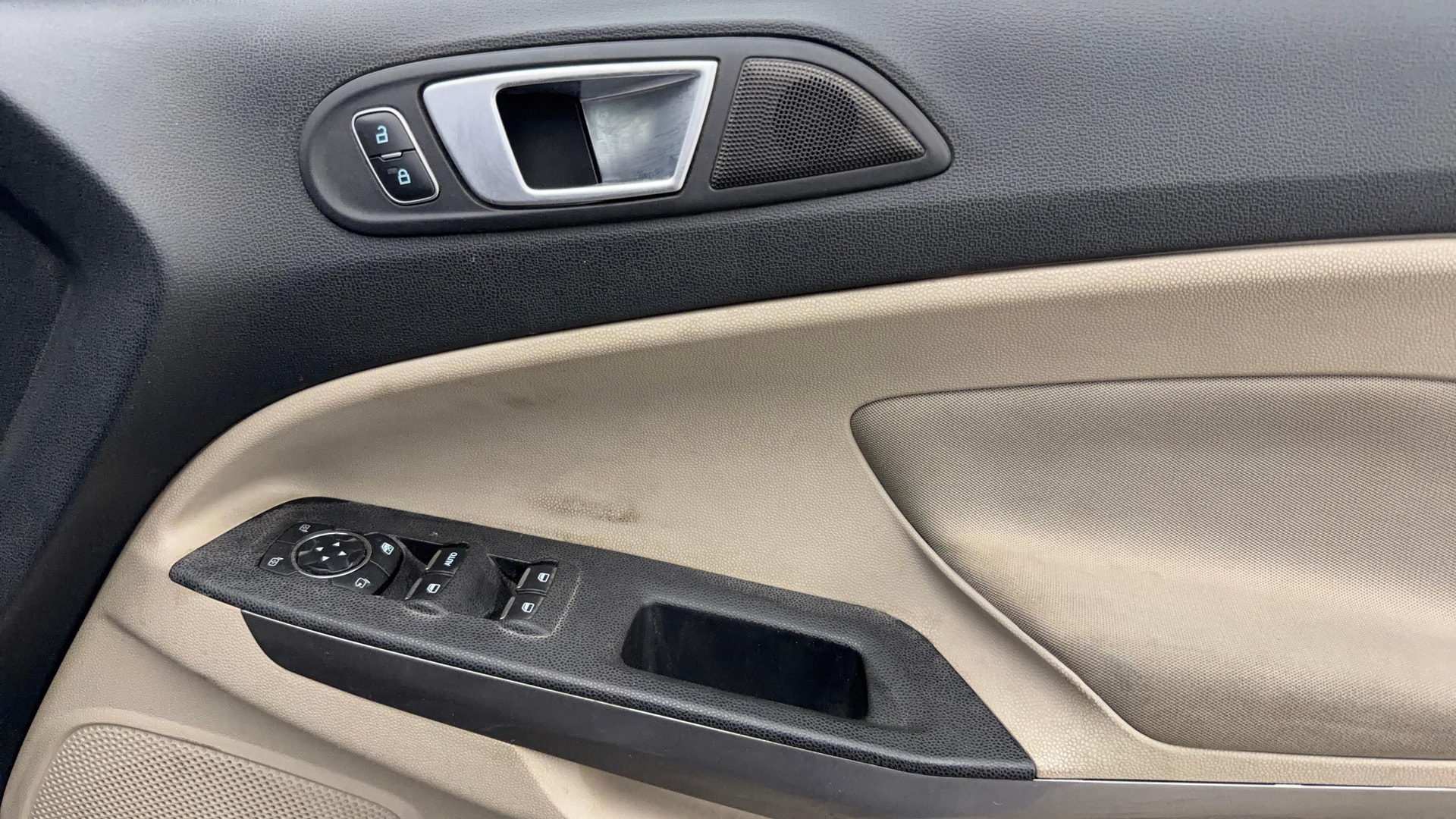 View 2020 Ford EcoSport 1.5 TDCi Diesel Ambiente BS IV Image 35 Used 2020 Ford EcoSport 1.5 TDCi Diesel Ambiente BS IV Image 35