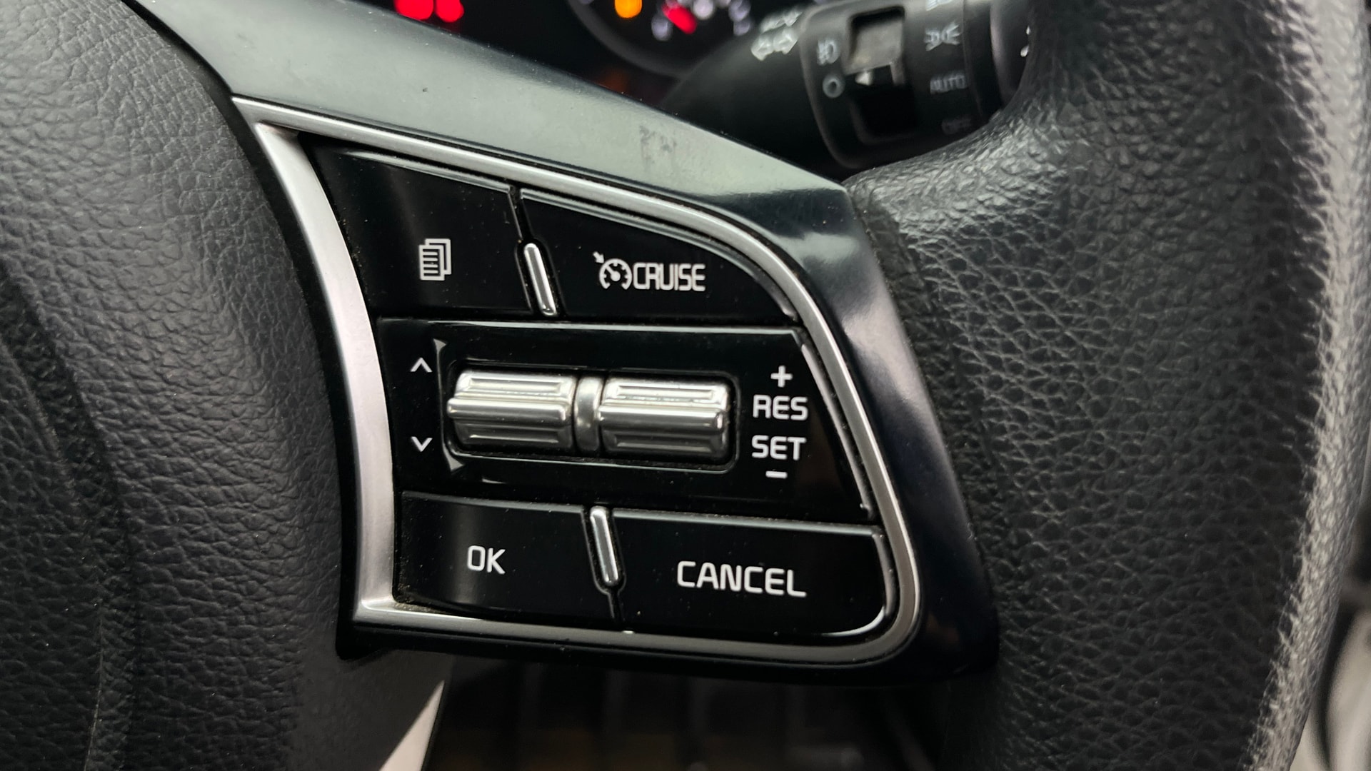 View 2023 Kia Seltos D1.5 CRDI VGT 6MT HTK Plus Image 3 Used 2023 Kia Seltos D1.5 CRDI VGT 6MT HTK Plus Image 3