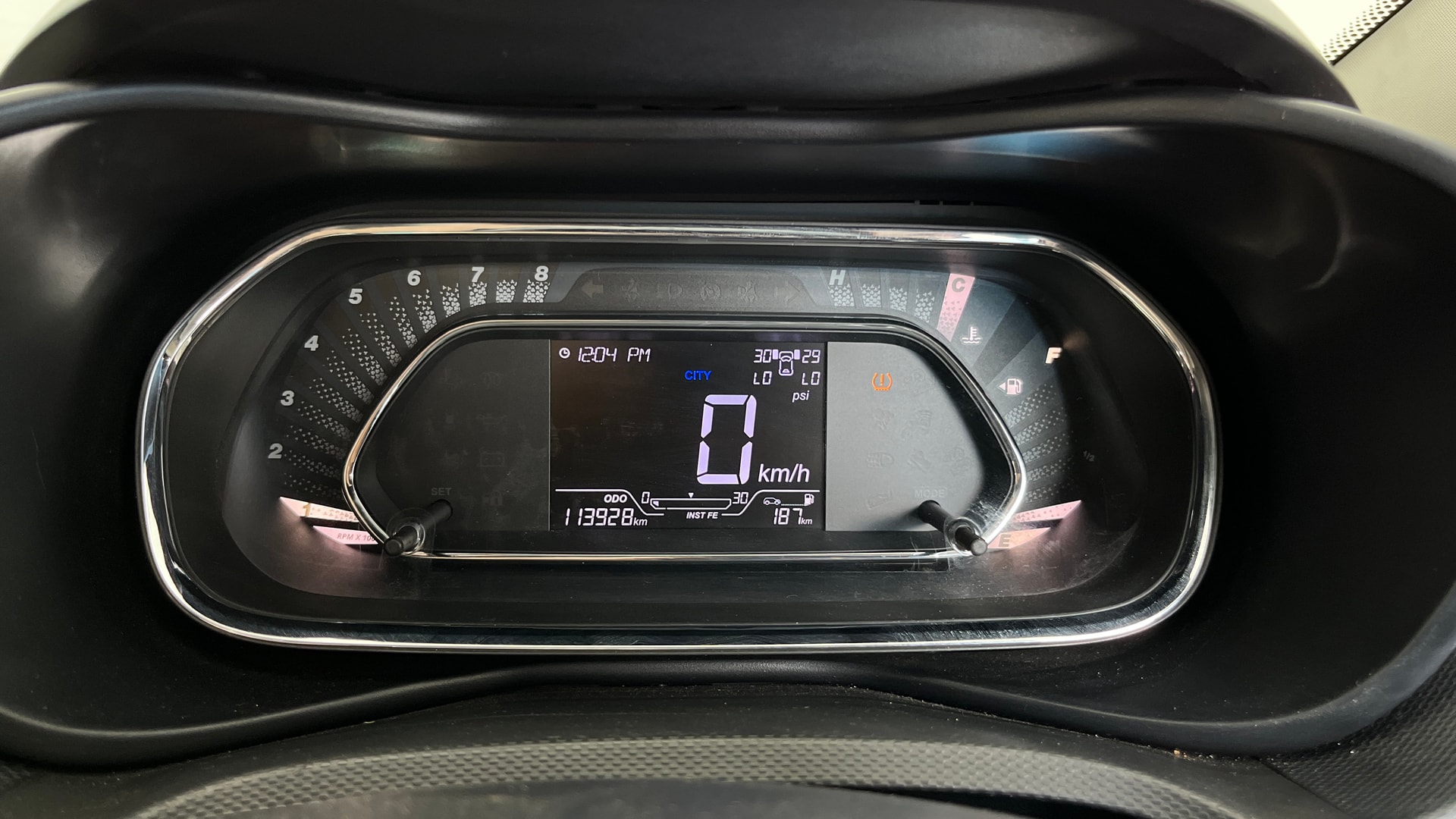 View 2022 Tata Nexon Revotron XE Image 21 Used 2022 Tata Nexon Revotron XE Image 21