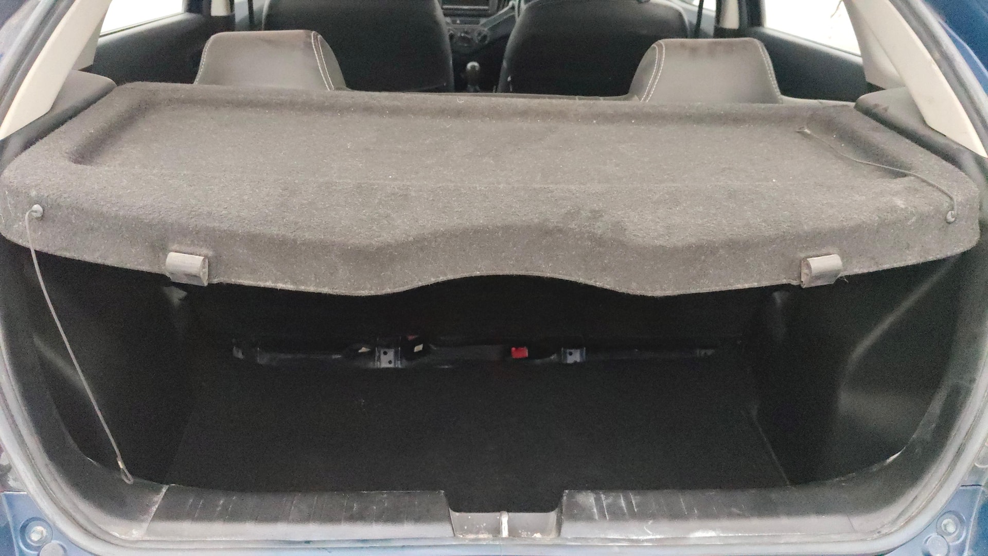 View 2019 Maruti Suzuki 1000 Base Variant Image 10 Used 2019 Maruti Suzuki 1000 Base Variant Image 10
