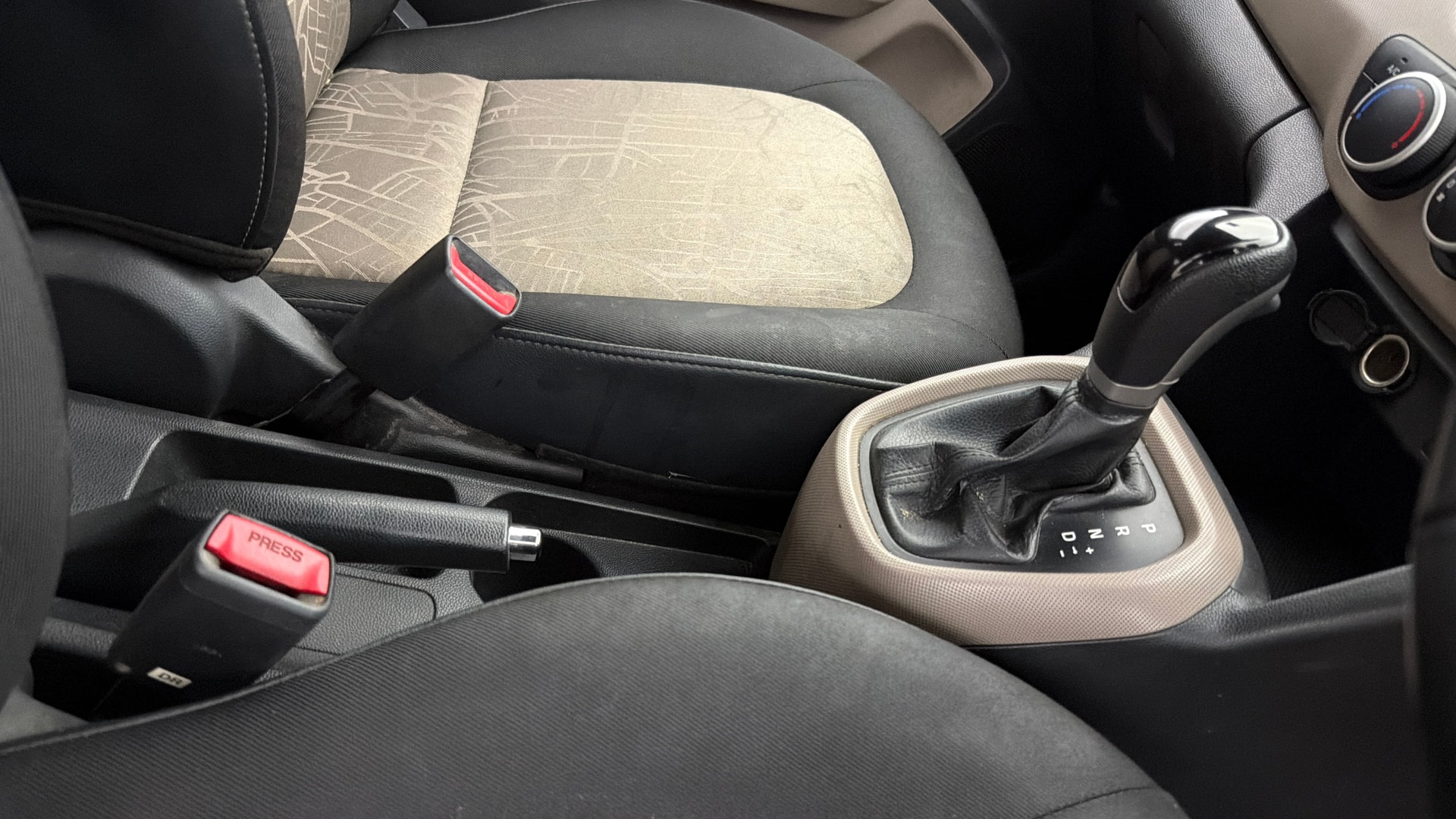 Used 2016 Hyundai Grand i10 Used 2016 Hyundai Grand i10