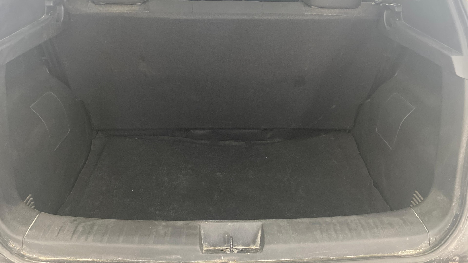 View 2021 Nissan Magnite XE Image 6 Used 2021 Nissan Magnite XE Image 6