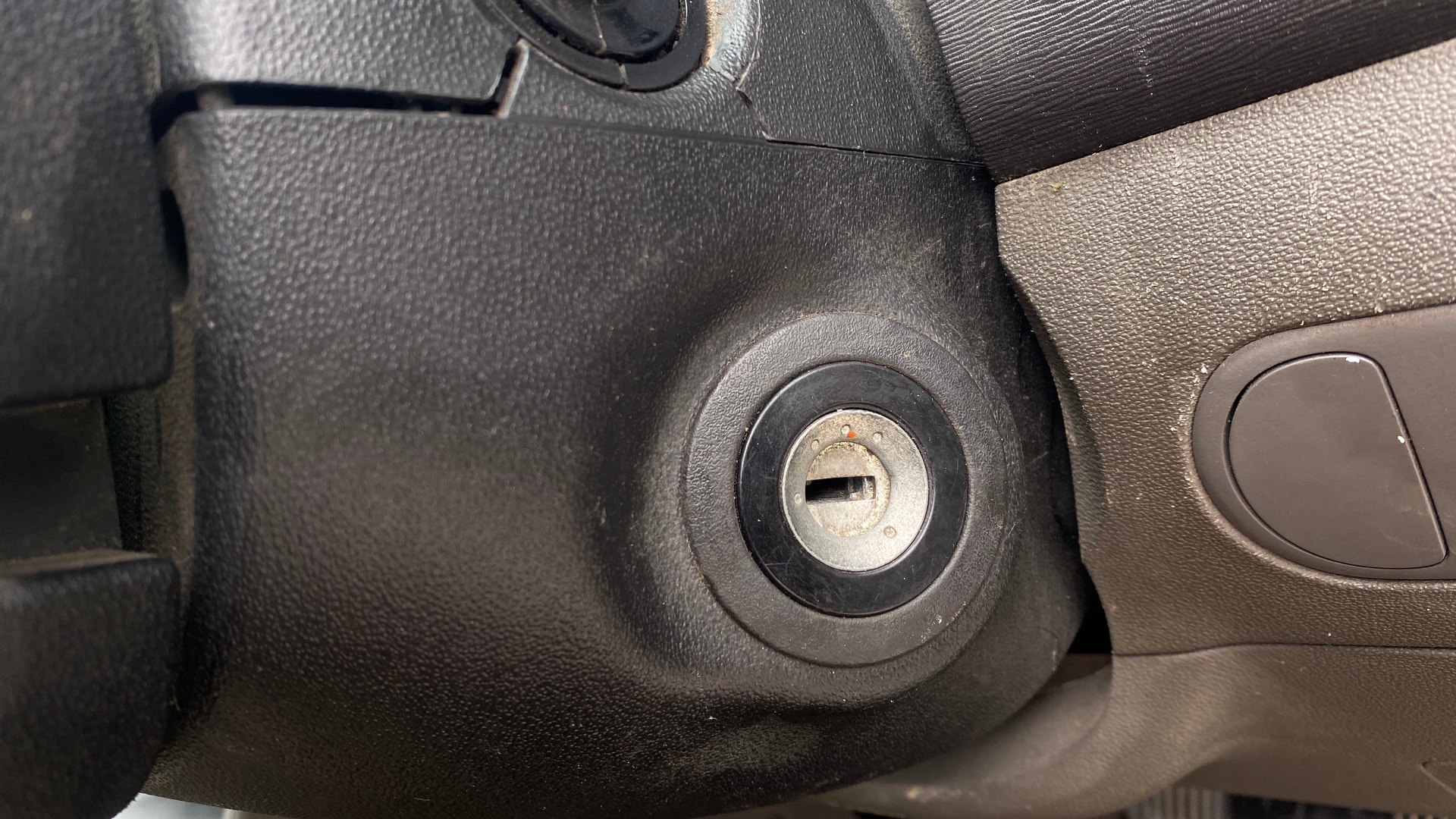 View 2014 Hyundai i10 1.1 Magna Image 42 Used 2014 Hyundai i10 1.1 Magna Image 42