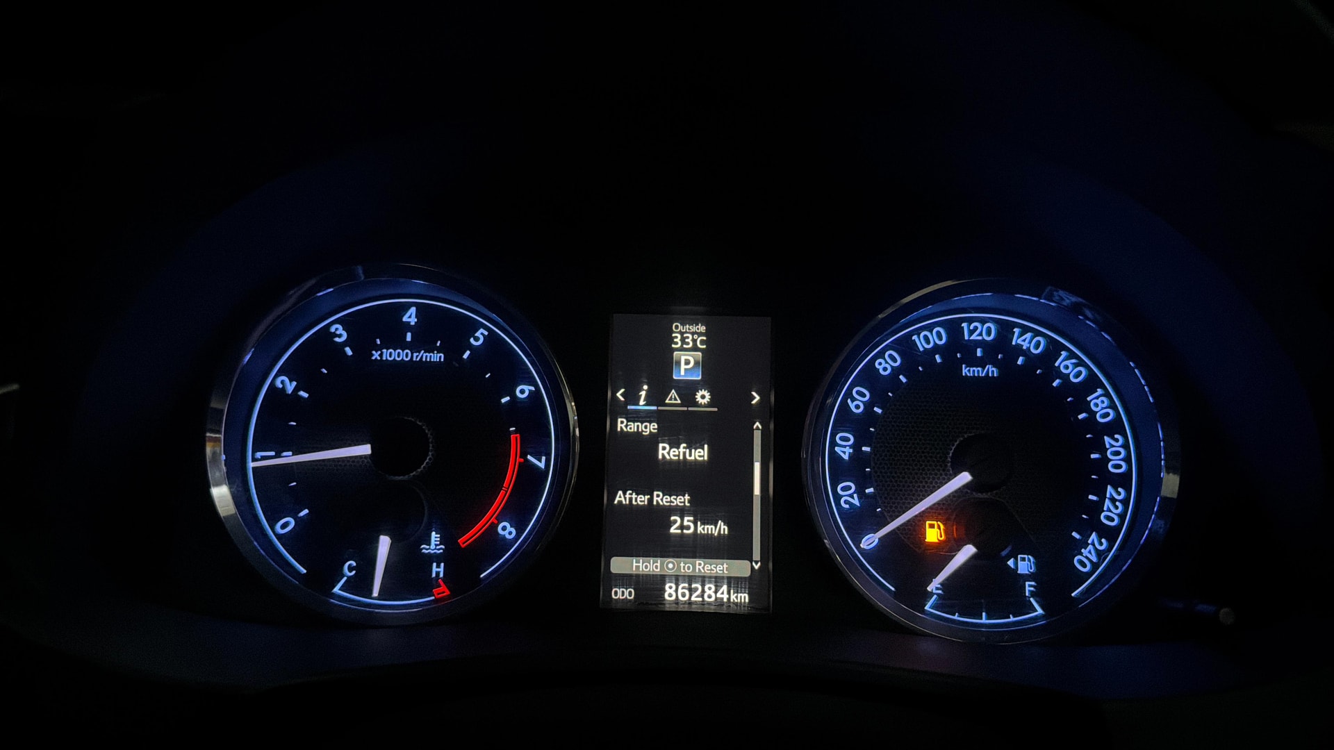 View 2016 Toyota Corolla Altis 1.8 VL AT Image 36 Used 2016 Toyota Corolla Altis 1.8 VL AT Image 36