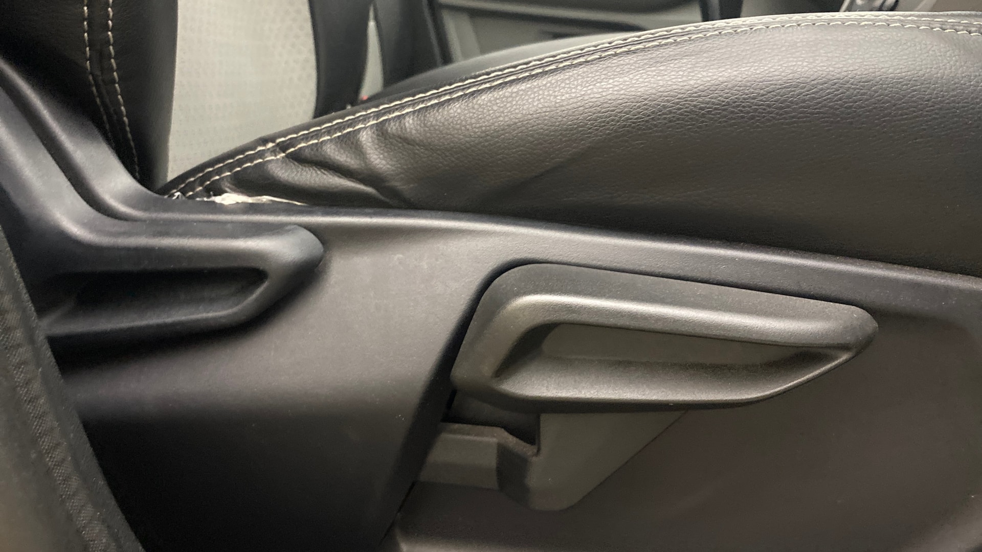 View 2022 Tata Tiago Revotorq XB Image 18 Used 2022 Tata Tiago Revotorq XB Image 18