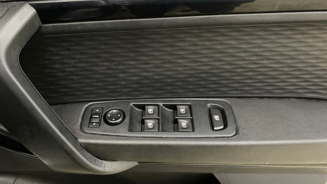View Renault Kiger Image 33 Used Renault Kiger Image 33