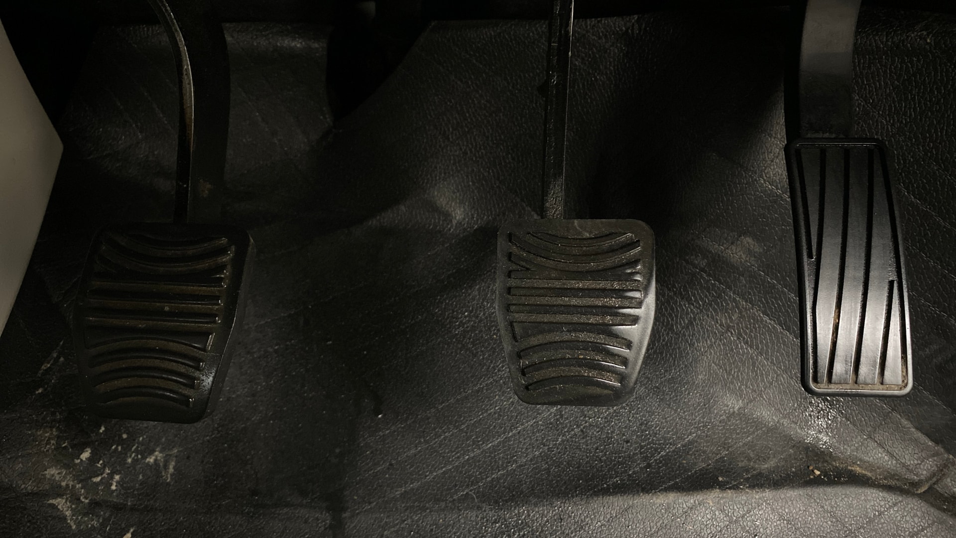 Used 2022 Mahindra XUV300 Used 2022 Mahindra XUV300