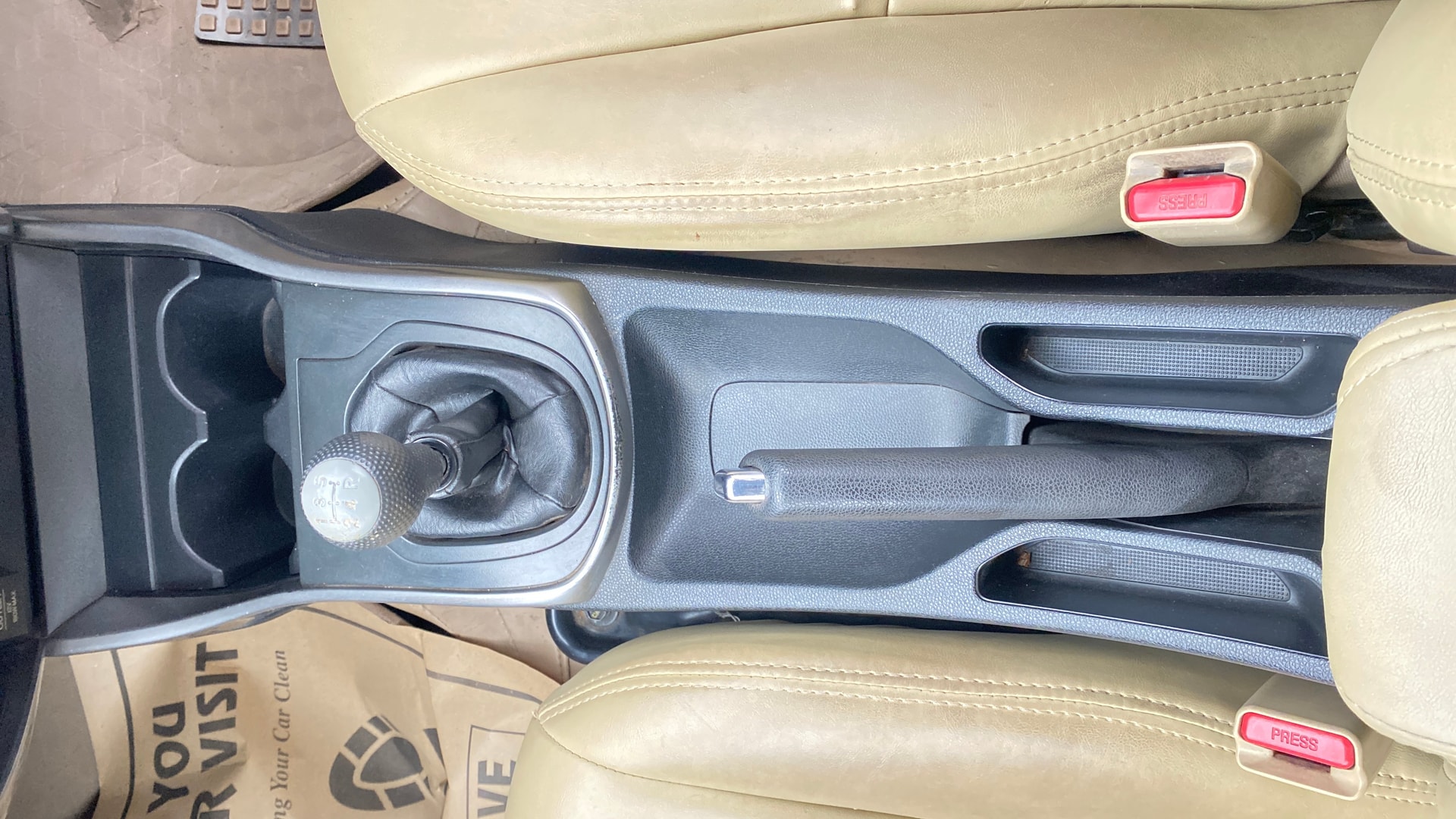View 2015 Honda City ZX MT Diesel Anniversary Edition Image 44 Used 2015 Honda City ZX MT Diesel Anniversary Edition Image 44