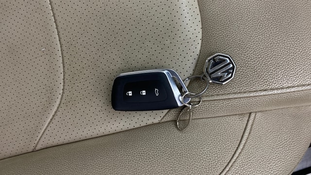 View MG Hector Image 28 Used MG Hector Image 28