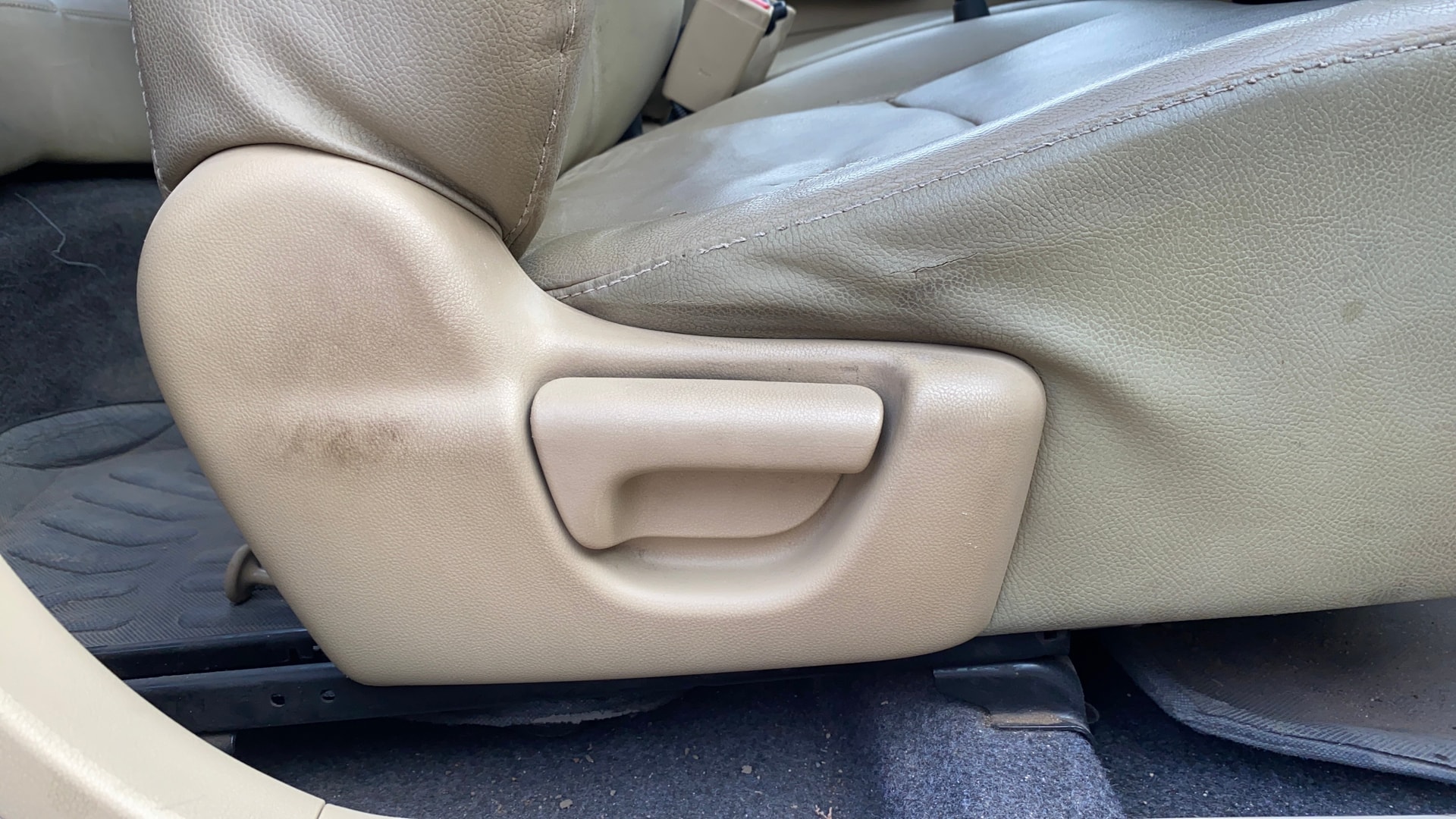 View 2013 Honda Brio S MT Petrol Image 10 Used 2013 Honda Brio S MT Petrol Image 10
