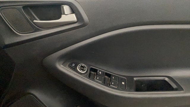 View Hyundai i20 Active Image 33 Used Hyundai i20 Active Image 33
