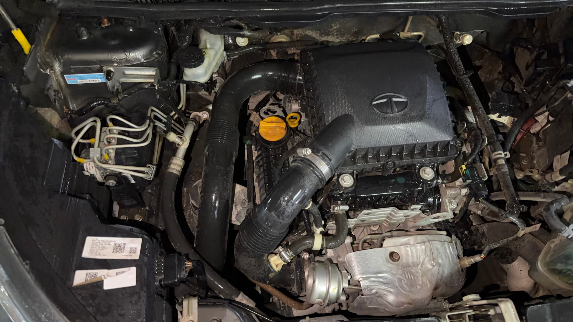 View 2021 Tata Nexon Revotron XE Image 3 Used 2021 Tata Nexon Revotron XE Image 3