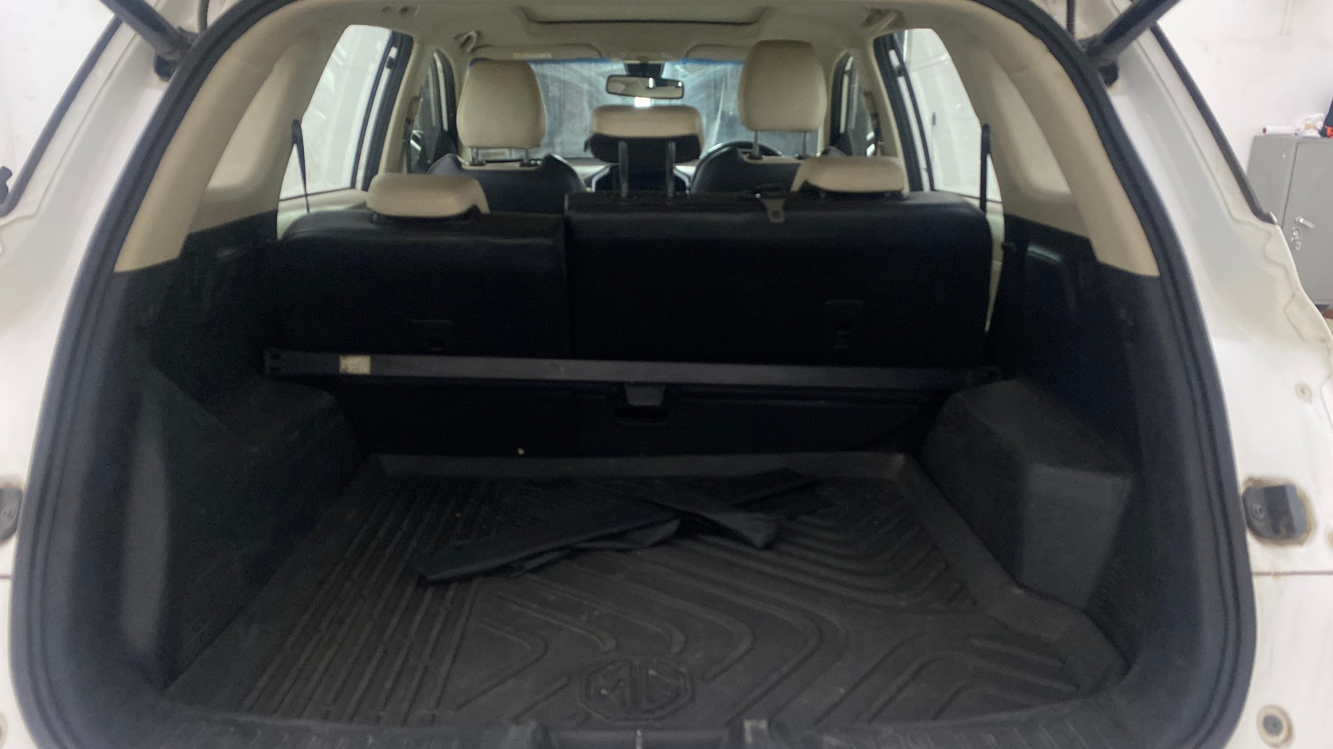 View 2021 MG Hector Sharp CVT Petrol Image 10 Used 2021 MG Hector Sharp CVT Petrol Image 10