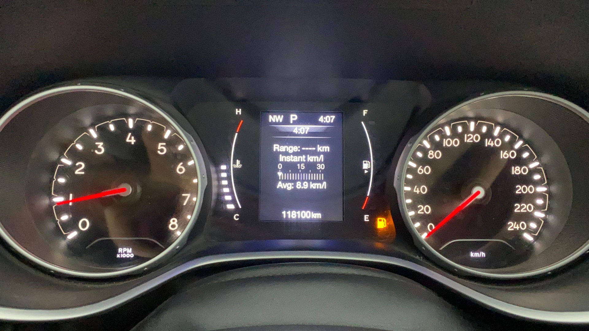 View 2020 Jeep Compass Longitude Plus Petrol Image 21 Used 2020 Jeep Compass Longitude Plus Petrol Image 21