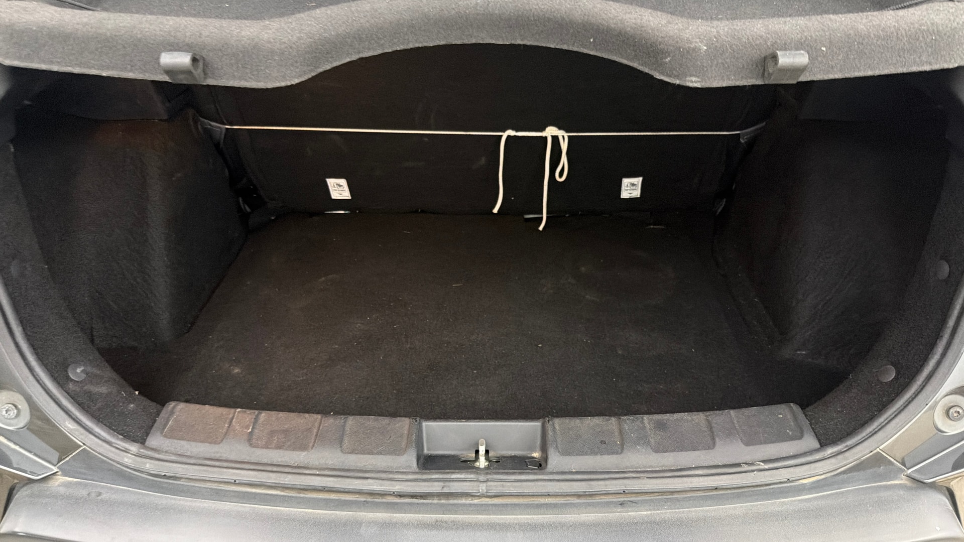 View 2021 Tata Nexon Revotron XMA AMT Image 10 Used 2021 Tata Nexon Revotron XMA AMT Image 10
