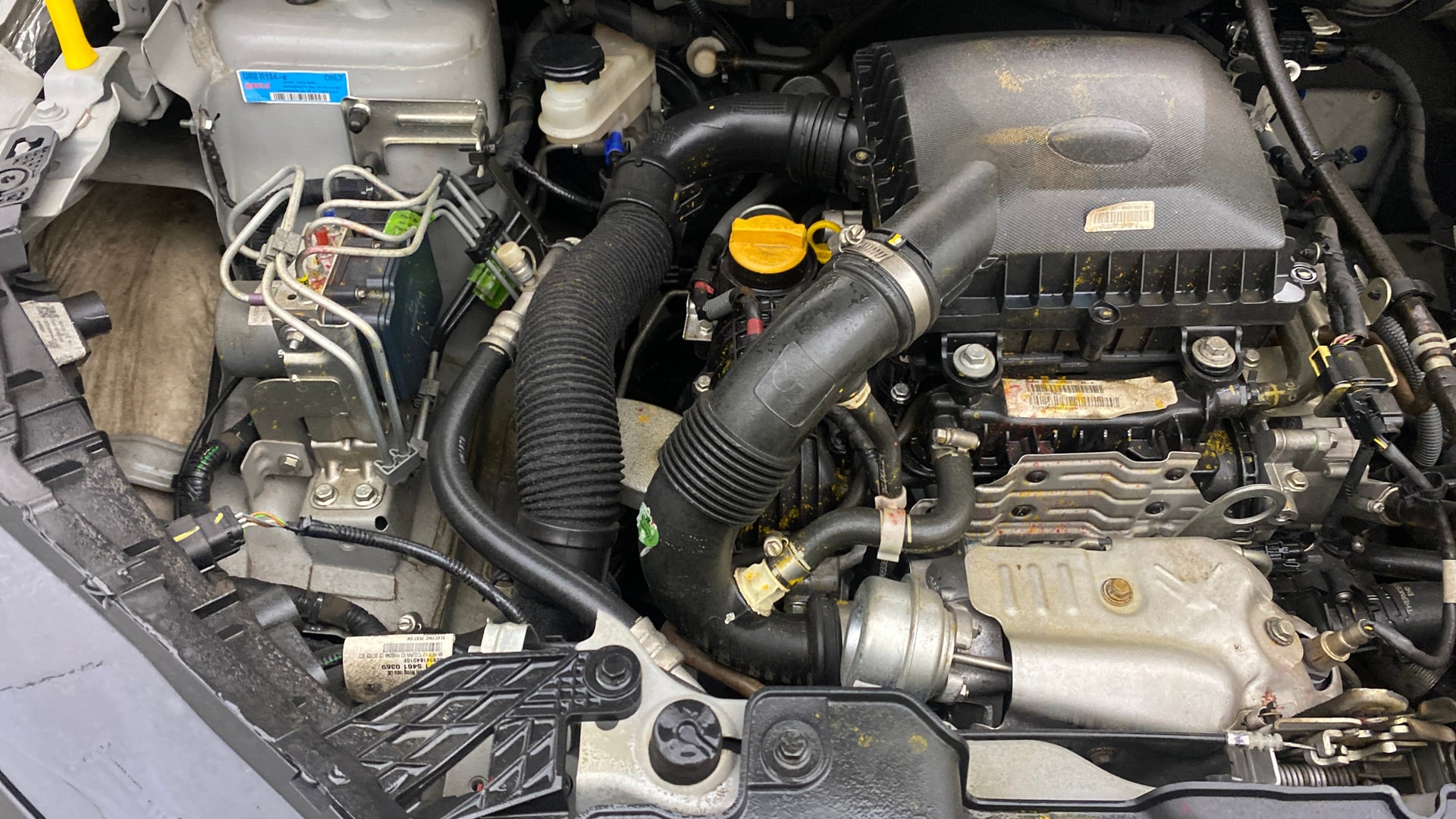 View 2025 Tata Curvv Smart 1.2 Revotron Petrol 6MT Image 3 Used 2025 Tata Curvv Smart 1.2 Revotron Petrol 6MT Image 3
