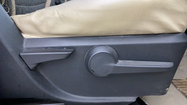 View Mahindra KUV100 Image 18 Used Mahindra KUV100 Image 18