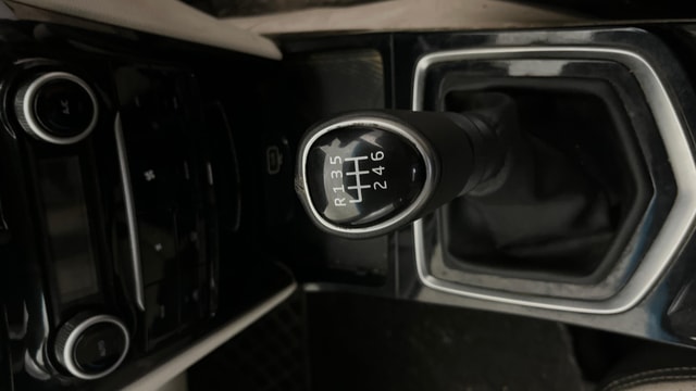 View Mahindra XUV 3XO Image 43 Used Mahindra XUV 3XO Image 43