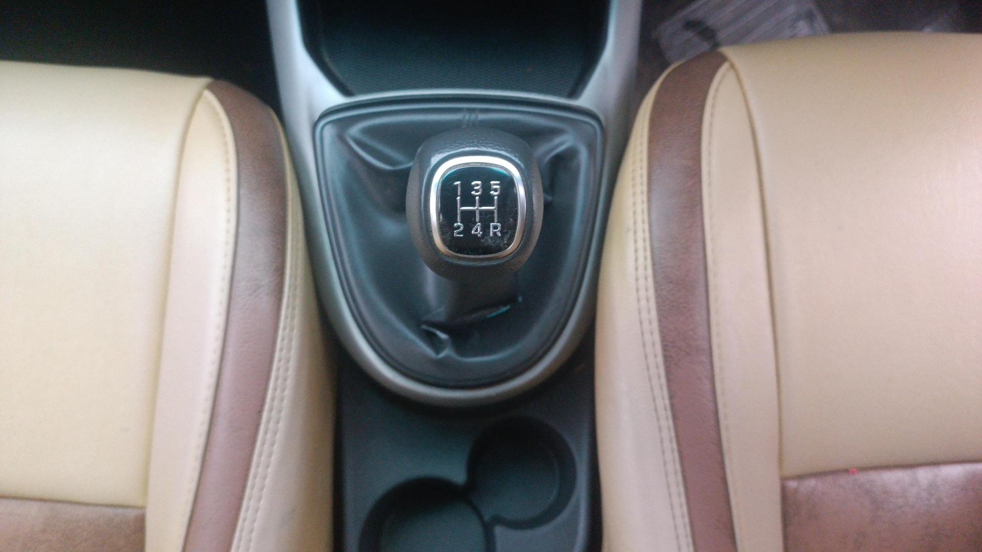 View 2021 Hyundai Grand i10 Nios Sportz Petrol Image 38 Used 2021 Hyundai Grand i10 Nios Sportz Petrol Image 38