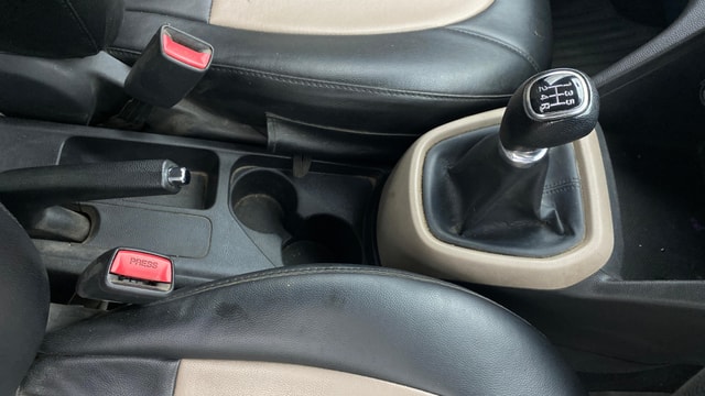 View Hyundai Grand i10 Image 37 Used Hyundai Grand i10 Image 37