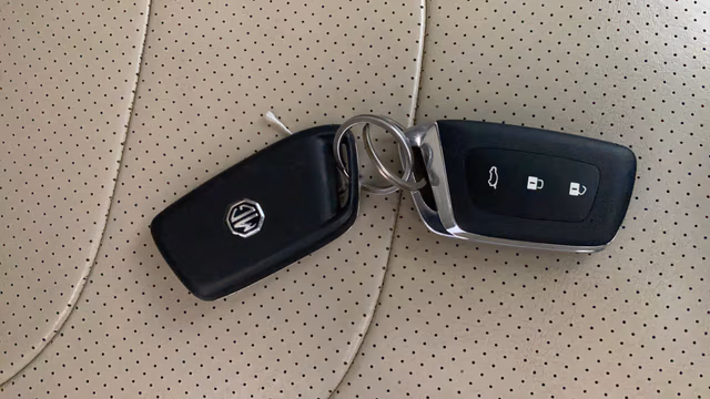 View MG Hector Image 19 Used MG Hector Image 19