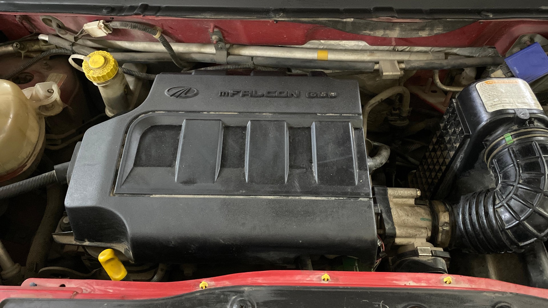 View 2019 Mahindra KUV100 K2 Petrol BS IV Image 40 Used 2019 Mahindra KUV100 K2 Petrol BS IV Image 40