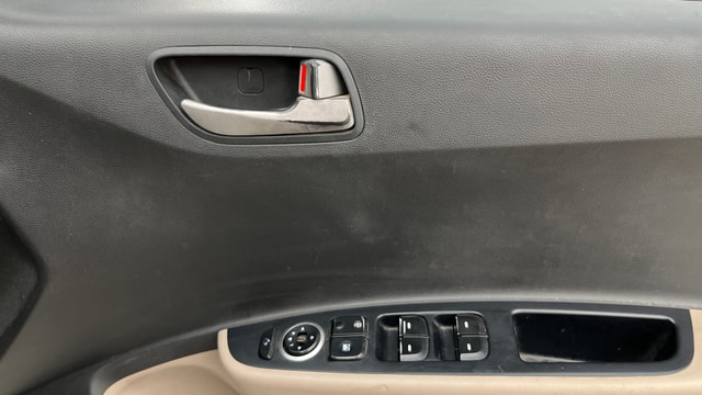 View Hyundai Grand i10 Image 38 Used Hyundai Grand i10 Image 38