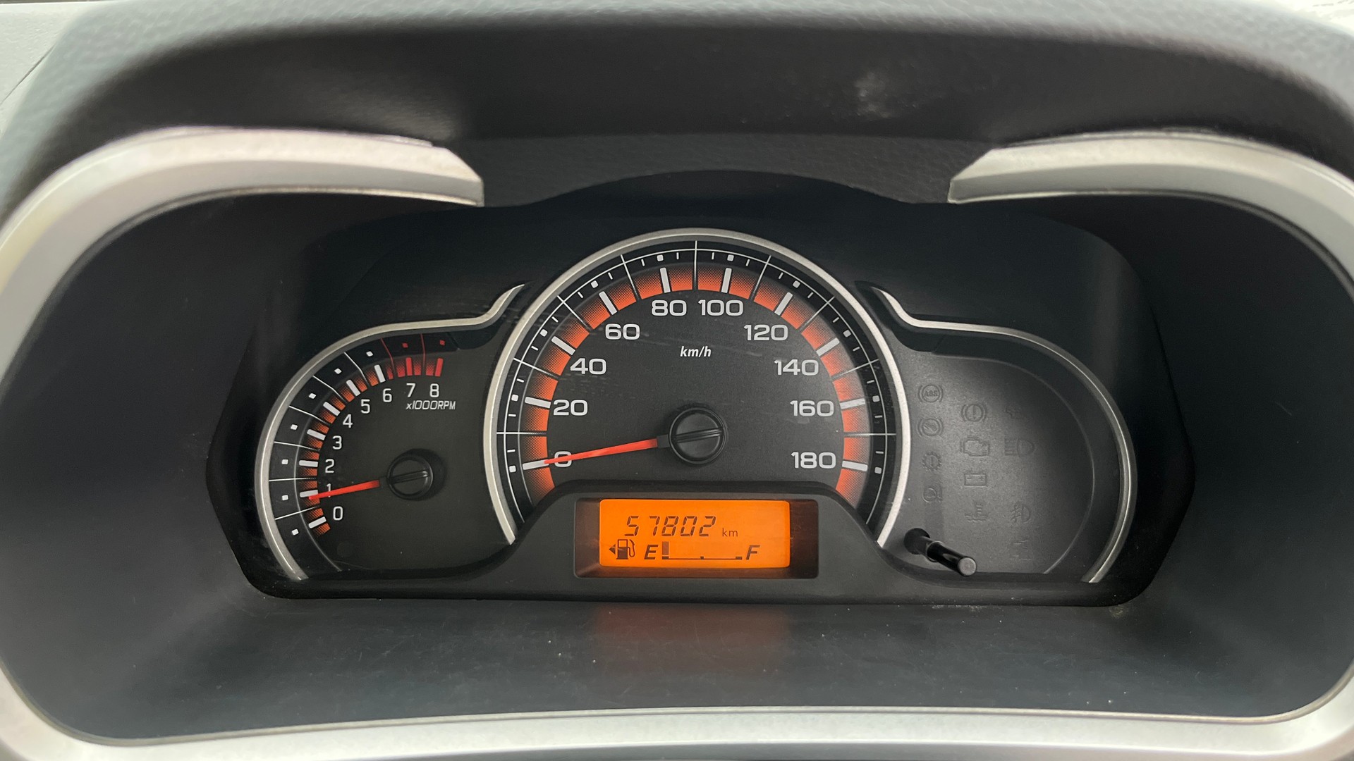 View 2016 Maruti Suzuki Alto K10 LX Image 33 Used 2016 Maruti Suzuki Alto K10 LX Image 33
