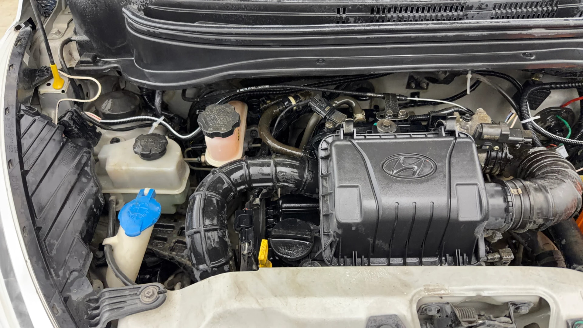 View 2015 Hyundai EON Magna Plus Image 3 Used 2015 Hyundai EON Magna Plus Image 3