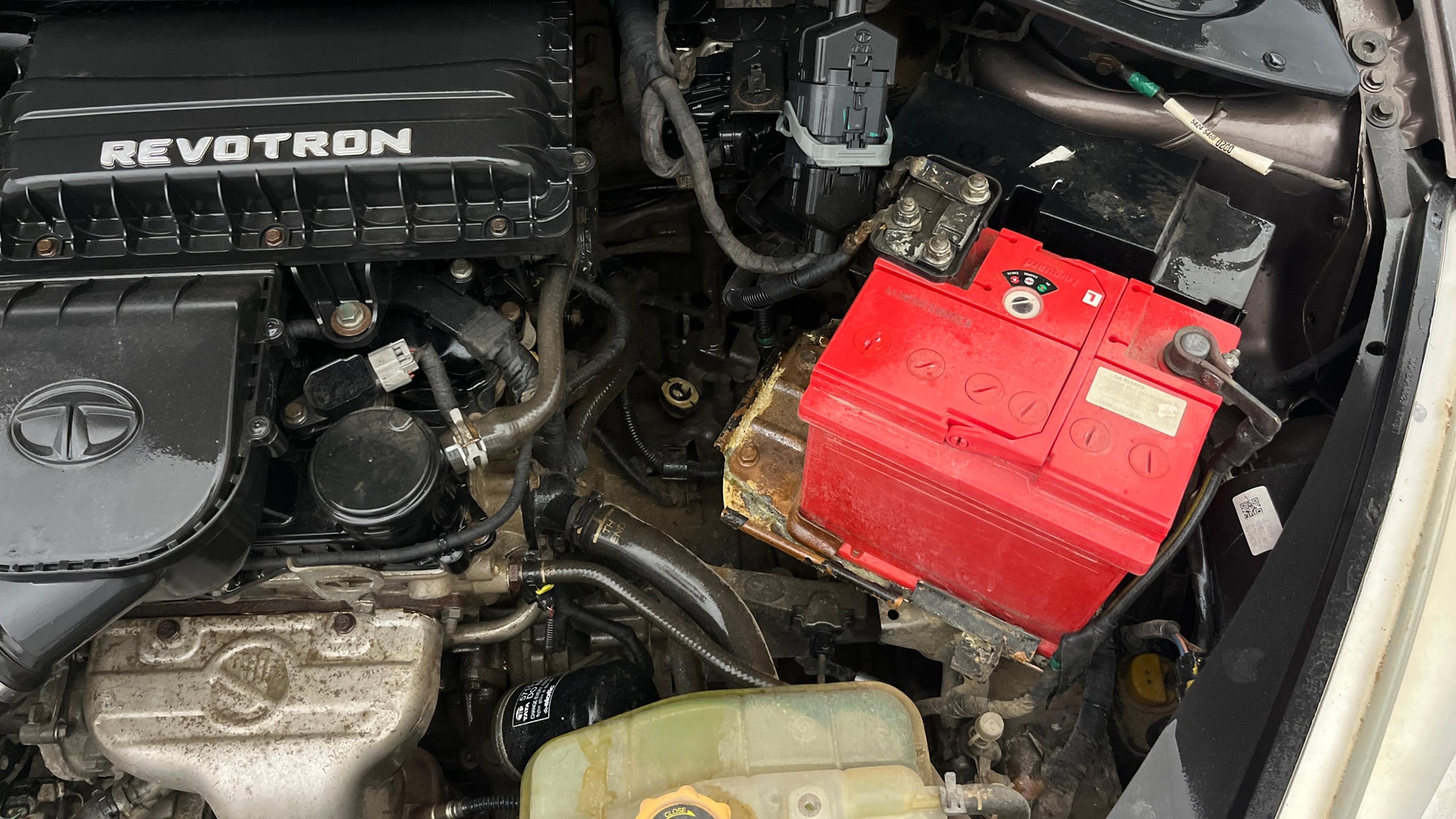 View 2018 Tata Tigor XT Petrol Image 27 Used 2018 Tata Tigor XT Petrol Image 27