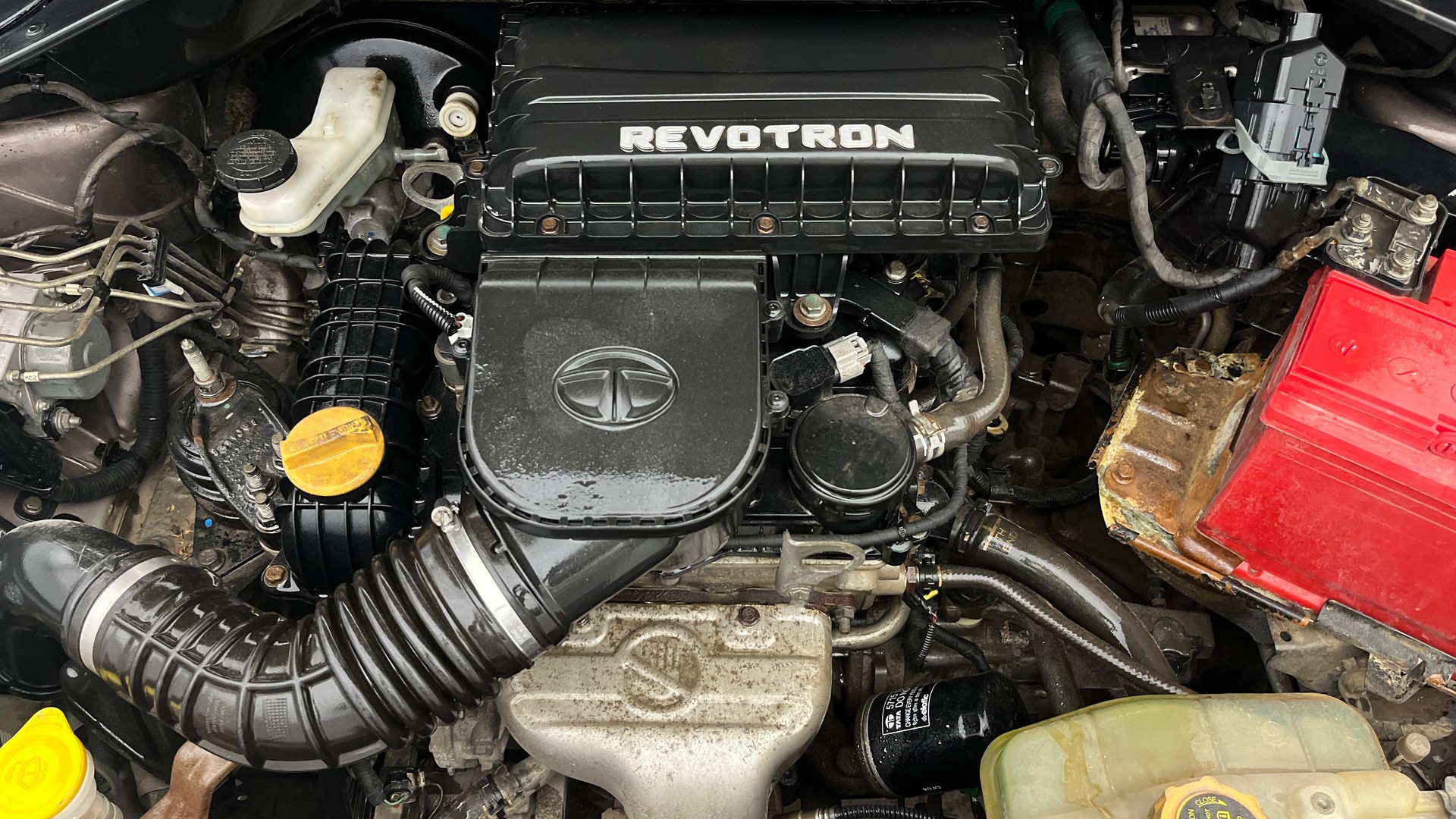 View 2018 Tata Tigor XT Petrol Image 41 Used 2018 Tata Tigor XT Petrol Image 41