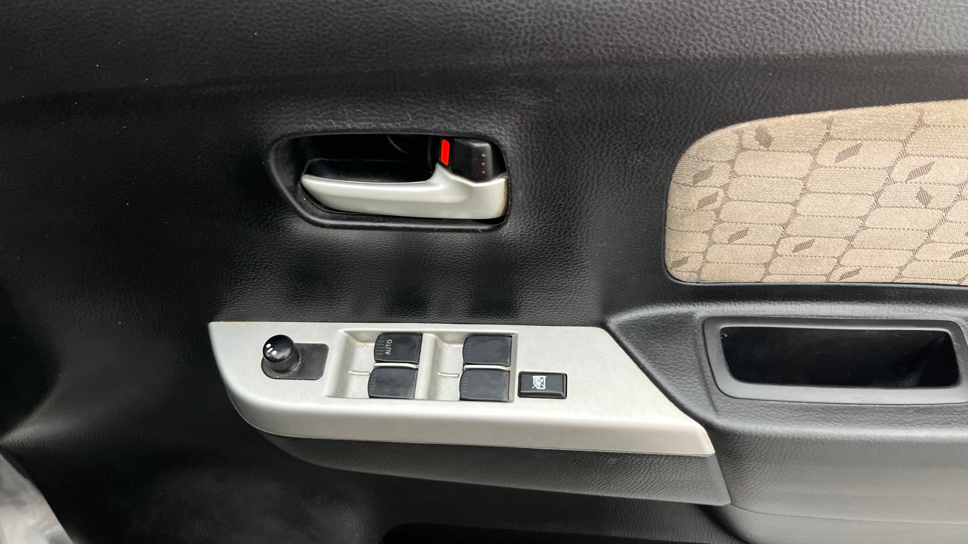 Used 2016 Maruti Suzuki 1000 Used 2016 Maruti Suzuki 1000