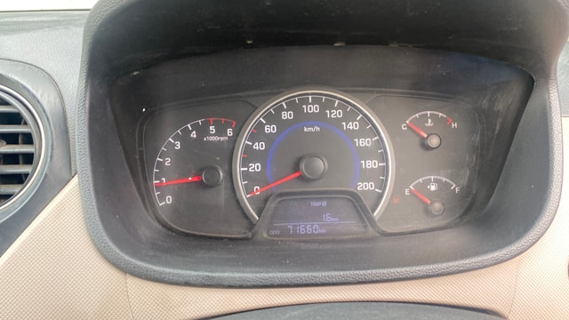 View Hyundai Grand i10 Image 19 Used Hyundai Grand i10 Image 19